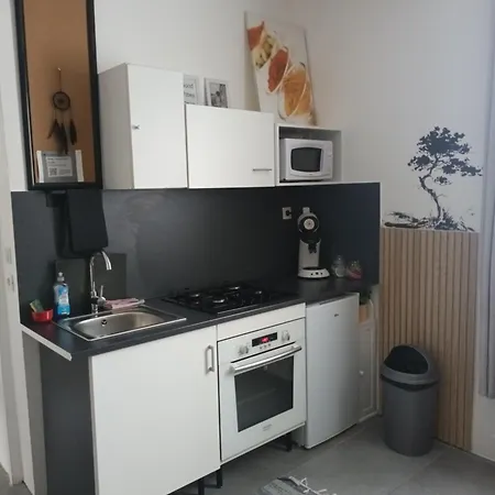 Διαμέρισμα Meuble Avec Deux
