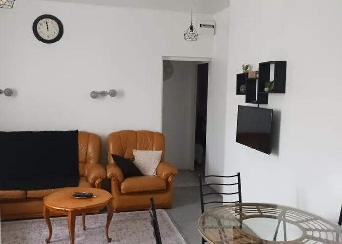 Apartment Meuble Avec Deux Moulins (Allier)